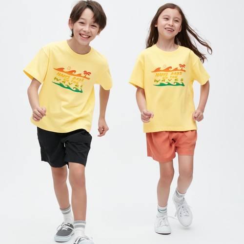 ДЕТСКАЯ хлопчатобумажная футболка с графическим рисунком AIRism с короткими рукавами Желтая